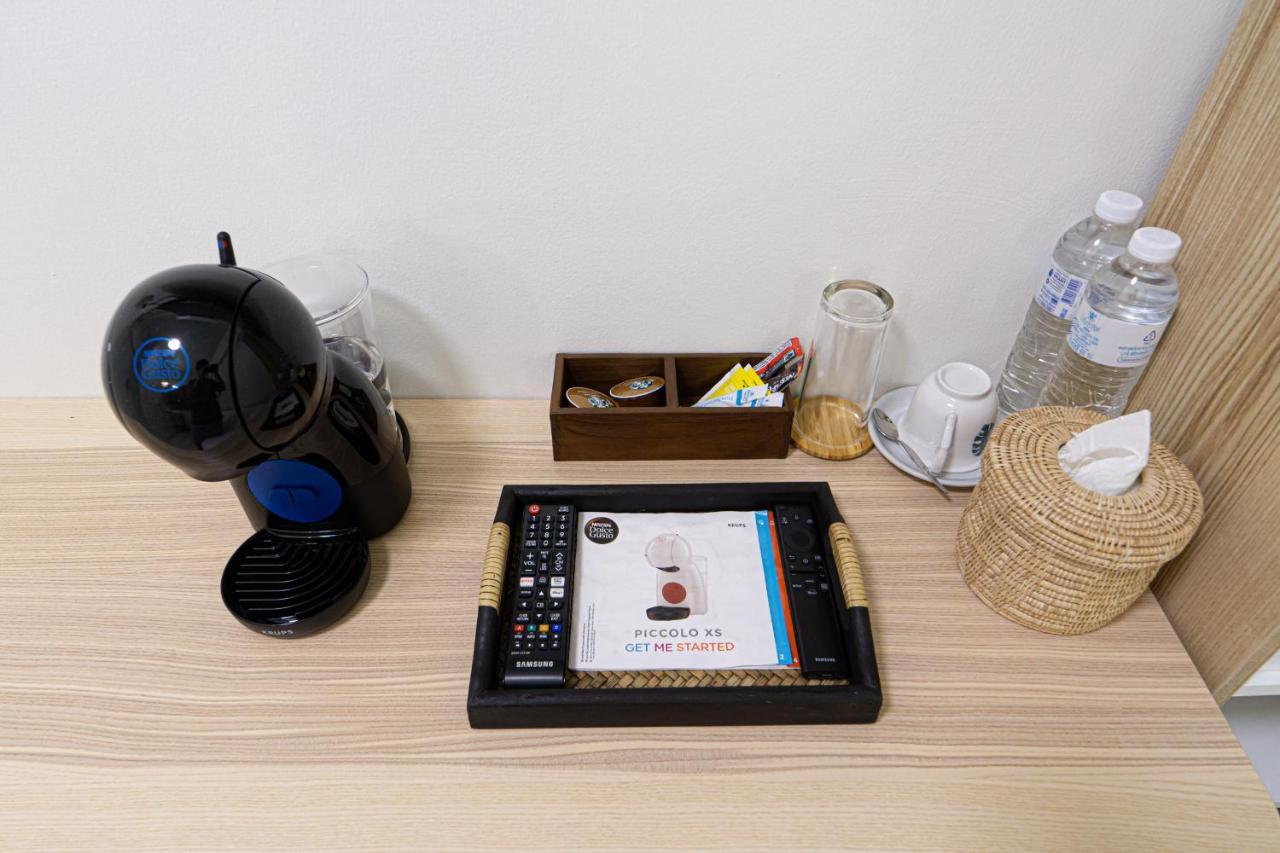 Canal View Lo-Ha Guest House, Contactless Check-In Bangkok Buitenkant foto