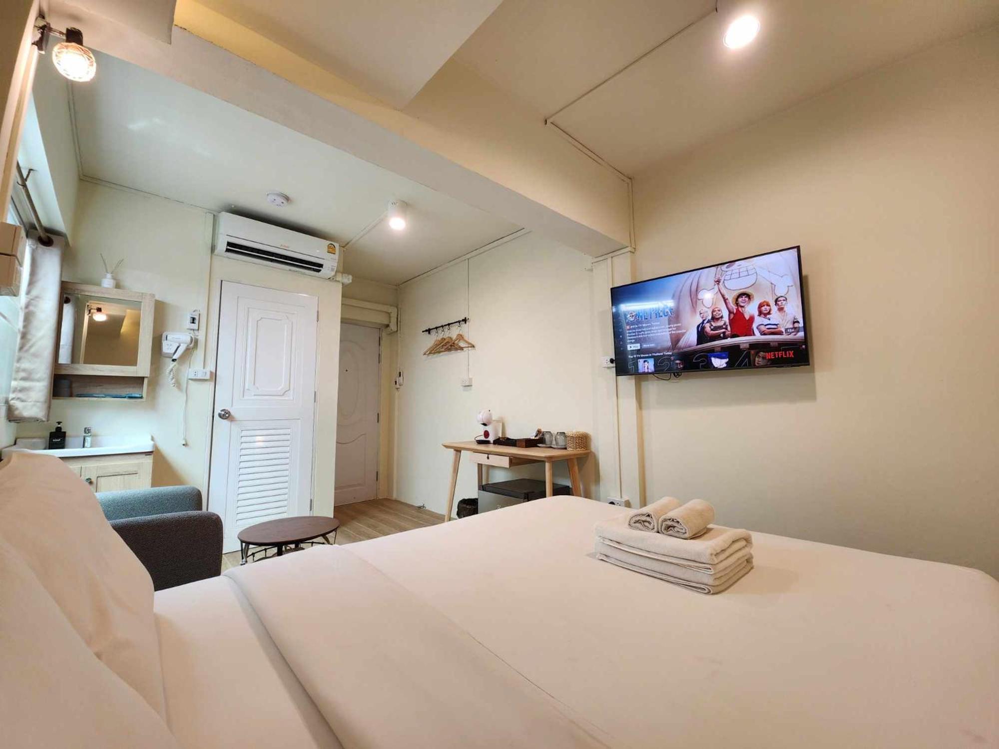 Canal View Lo-Ha Guest House, Contactless Check-In Bangkok Buitenkant foto